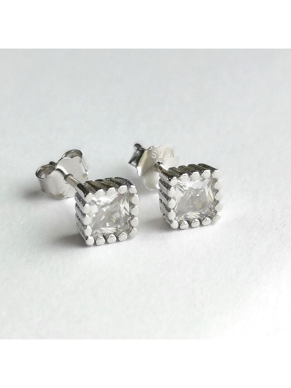 Sterling Silver square CZ stud earrings 🆕